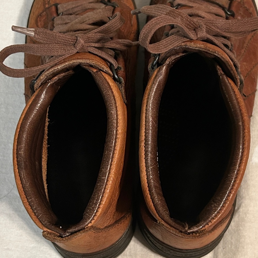 Vintage Women’s Mephisto Trampolin Chukka Boots View 6